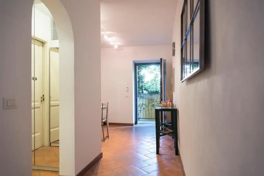 Appartement Hidden Retreat - Duomo à Milan Extérieur photo