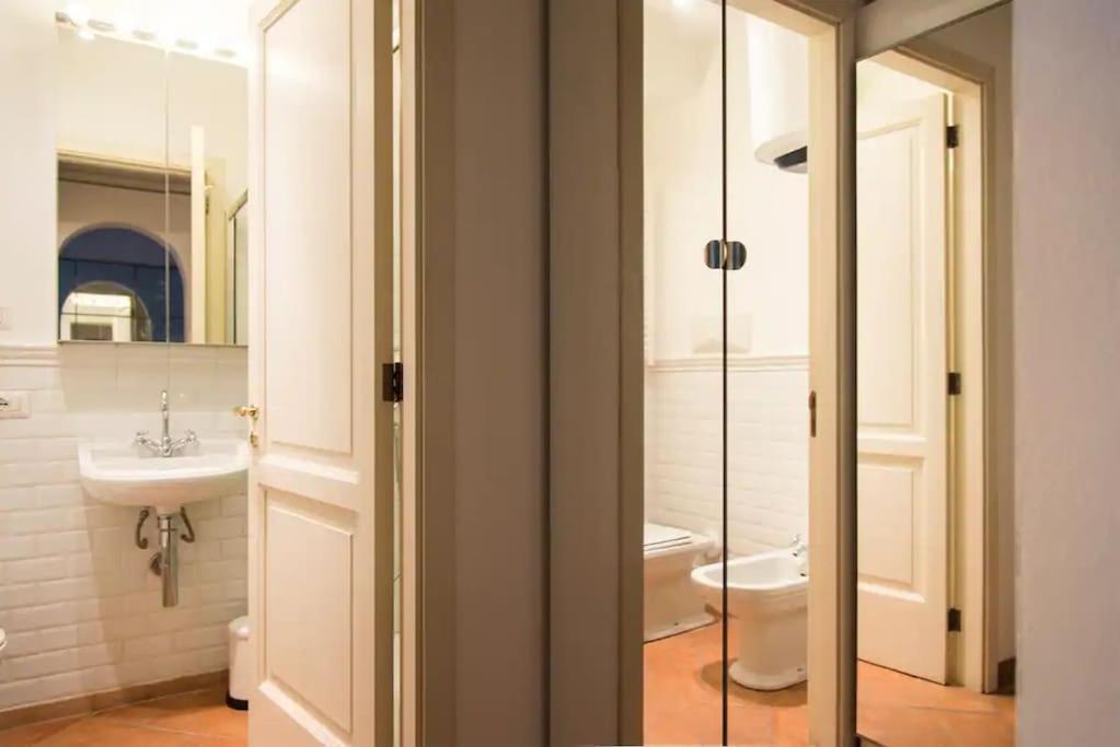 Appartement Hidden Retreat - Duomo à Milan Extérieur photo