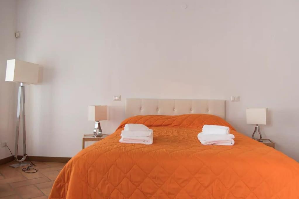 Appartement Hidden Retreat - Duomo à Milan Extérieur photo