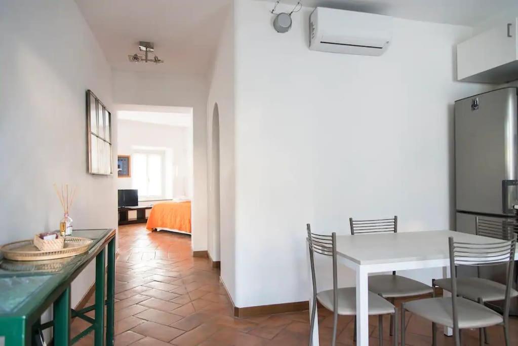 Appartement Hidden Retreat - Duomo à Milan Extérieur photo